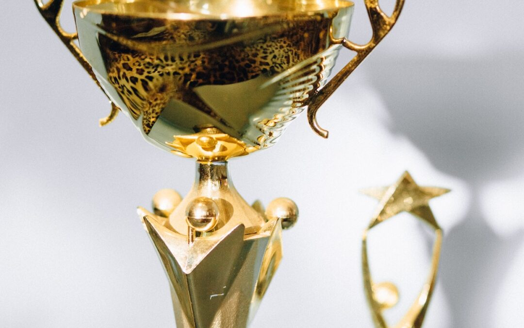 Recognizing Achievement: A Guide to Choosing Corporate Trophies